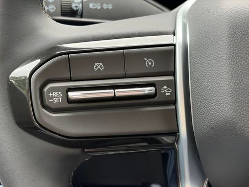 New 2026 Chevrolet Colorado Trail Boss AWD/4WD image 17