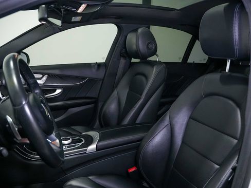 Used 2018 Mercedes-Benz C 300 Sedan image 12