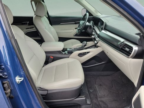 Used 2024 Kia Telluride S w/ S Sunroof Package FWD image 18