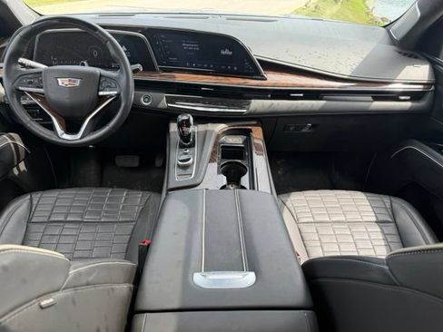 Used 2022 Cadillac Escalade ESV Sport Platinum AWD/4WD image 6