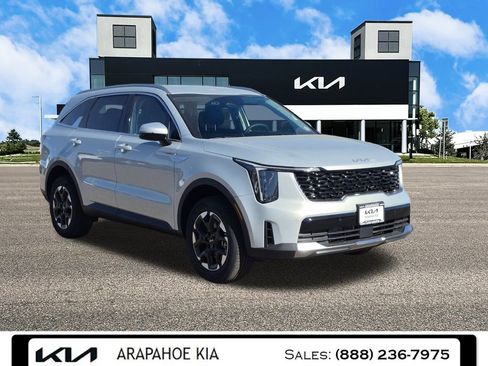 New 2026 Kia Sorento S AWD/4WD image 2