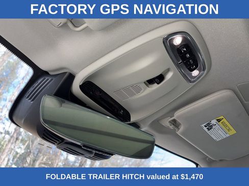 Used 2022 Volvo XC90 T6 Momentum w/ Advanced Package image 2