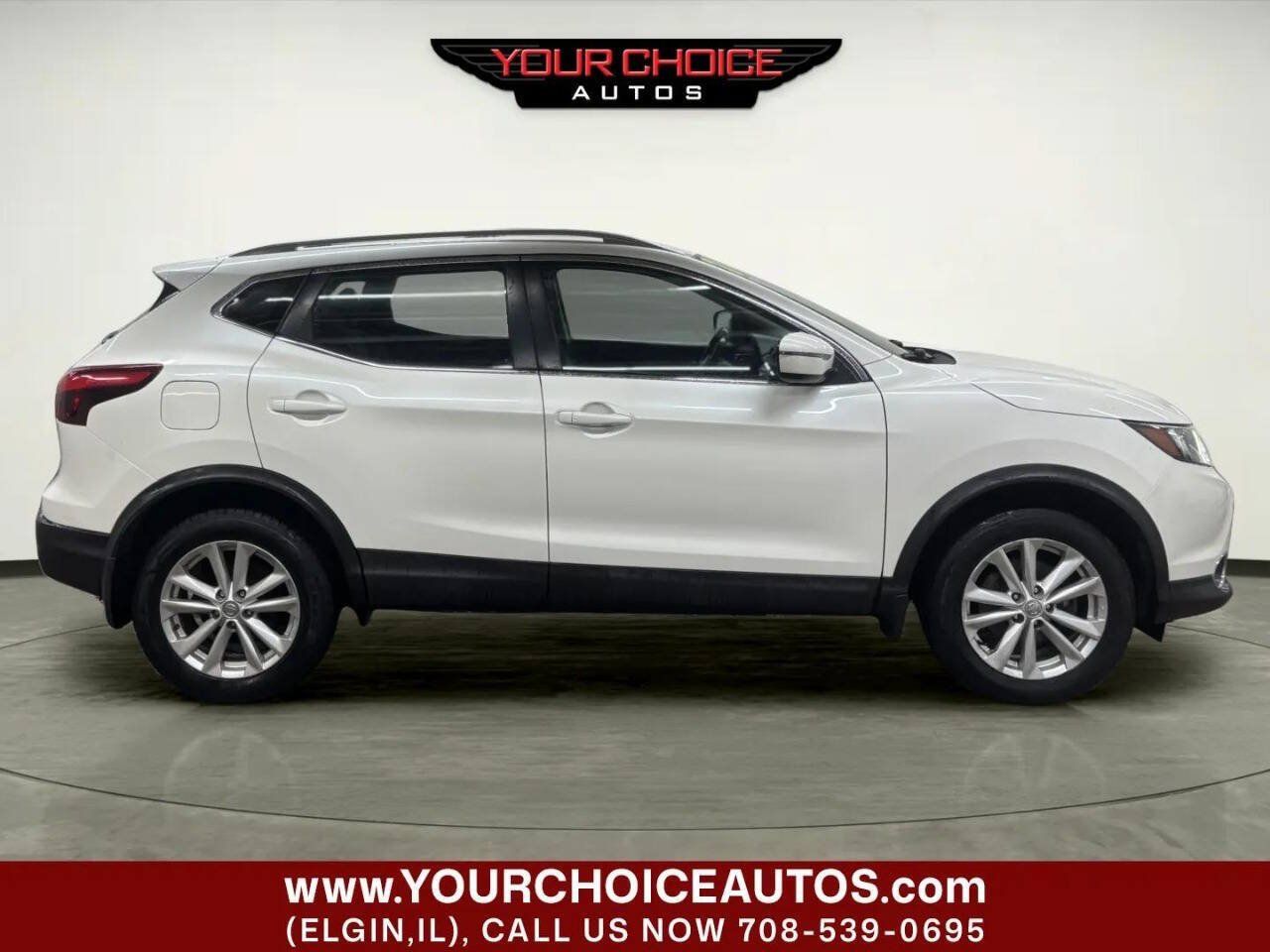 Used 2017 Nissan Rogue Sport SV w/ SV All-Weather Package AWD/4WD image 6