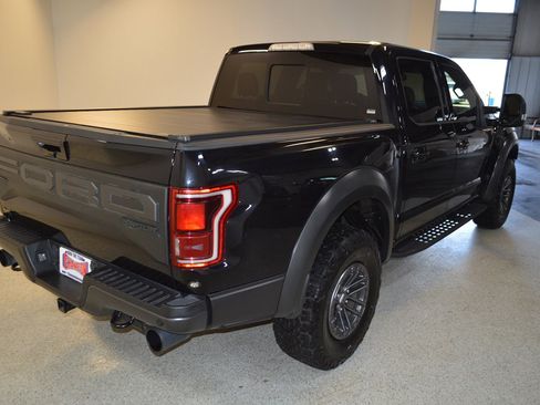 Used 2019 Ford F150 Raptor w/ Equipment Group 802A Luxury image 3