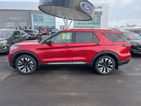 New 2026 Ford Explorer Platinum w/ LUX Leather Package image 8