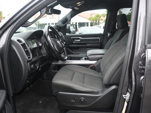 Used 2021 RAM 1500 Big Horn AWD/4WD image 7