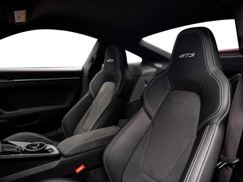 Used 2024 Porsche 911 GT3 image 33