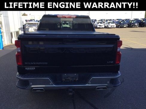 Used 2020 Chevrolet Silverado 1500 LTZ w/ LTZ Premium Package image 6