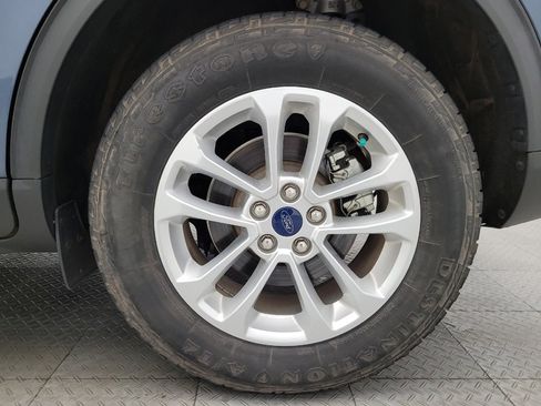 Used 2020 Ford Escape SE image 31