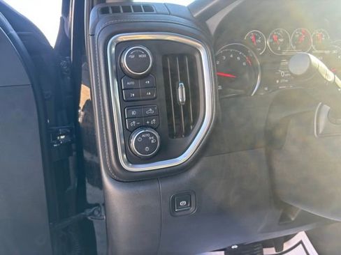 Used 2020 Chevrolet Silverado 1500 RST image 26