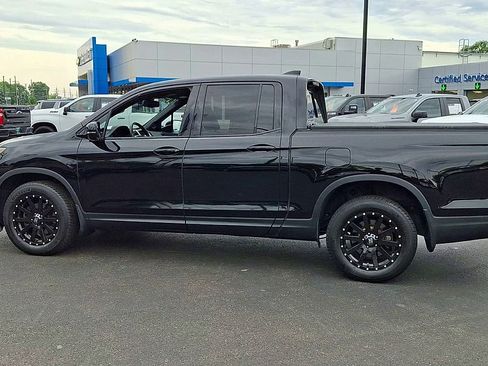 Used 2017 Honda Ridgeline Black Edition image 8