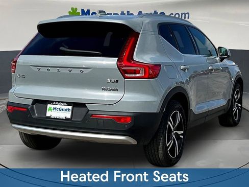 Used 2024 Volvo XC40 B5 Core AWD/4WD image 7