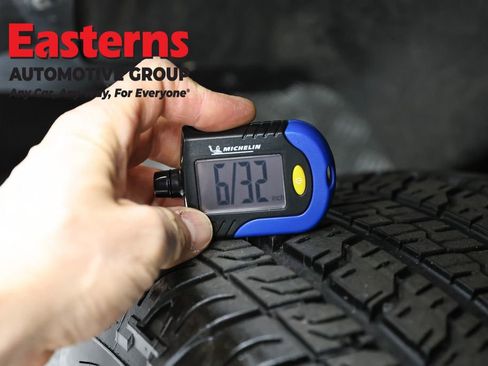 Used 2024 Chevrolet Colorado W/T RWD image 23