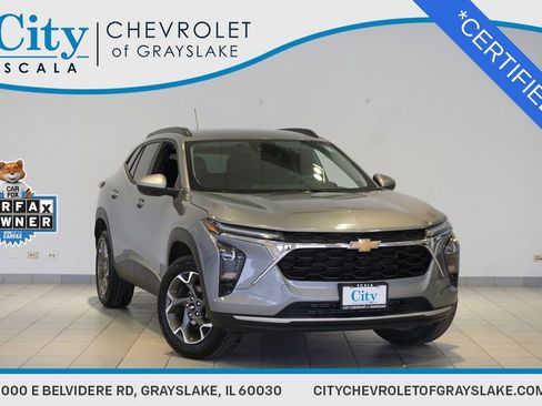 Certified 2025 Chevrolet Trax LT image 1