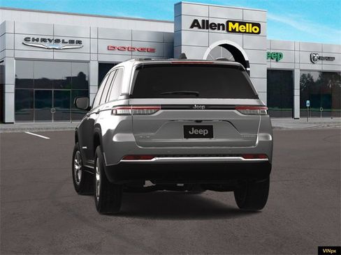 New 2025 Jeep Grand Cherokee Laredo X w/ Luxury Tech Group I image 13