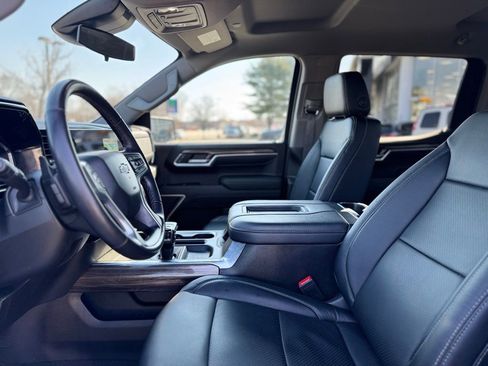 Certified 2022 Chevrolet Silverado 1500 RST w/ Diesel Off-Road Package image 15