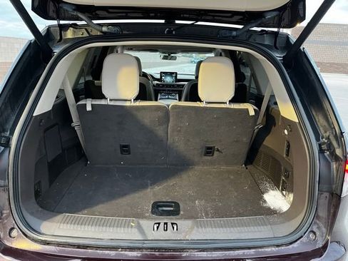 Used 2023 Lincoln Aviator Reserve w/ Equipment Group 201A image 12