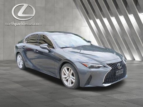 Used 2024 Lexus IS 300 w/ Comfort Package RWD image 5