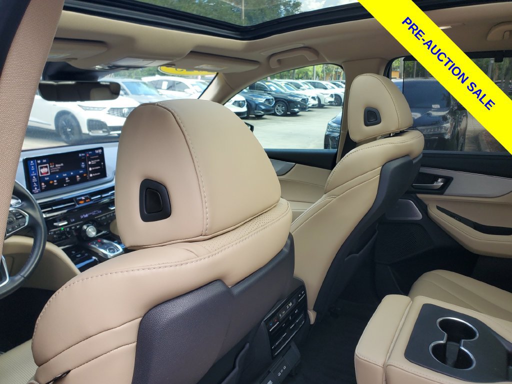 Certified 2025 Acura MDX w/ Technology Package FWD image 11