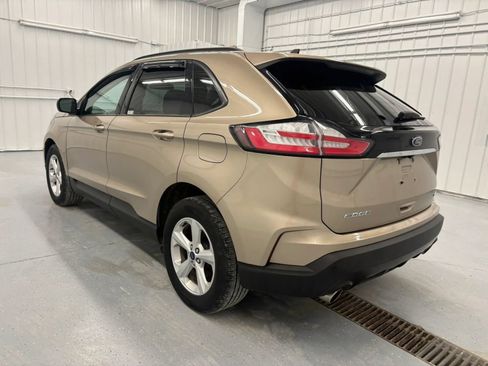 Used 2020 Ford Edge SE w/ Cargo Accessory Package FWD image 6