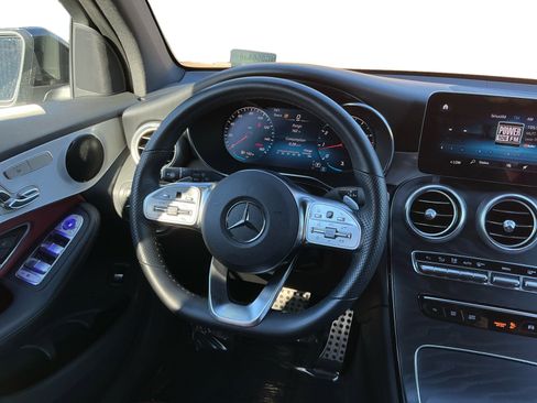 Used 2022 Mercedes-Benz GLC 300 image 11