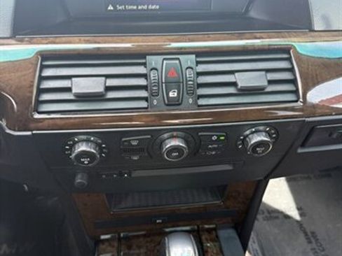 Used 2007 BMW 530i Sedan image 10