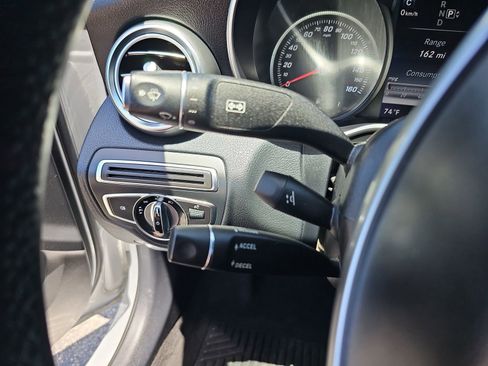 Used 2015 Mercedes-Benz C 400 4MATIC image 19
