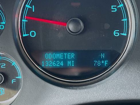 Used 2012 GMC Yukon SLT AWD/4WD image 15