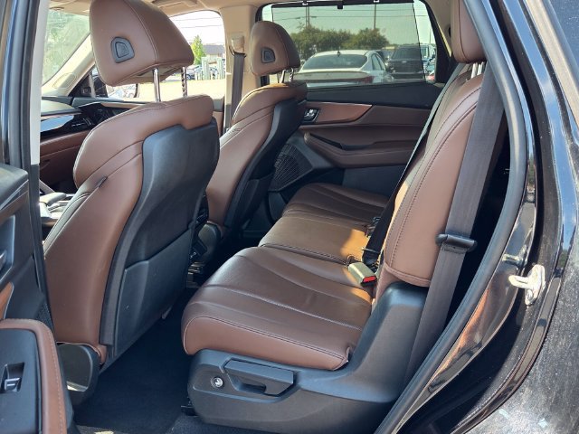 Used 2022 Acura MDX w/ Technology Package FWD image 6