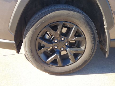 Used 2024 Toyota RAV4 LE image 14