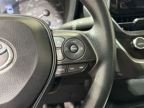 Used 2024 Toyota Corolla LE image 22