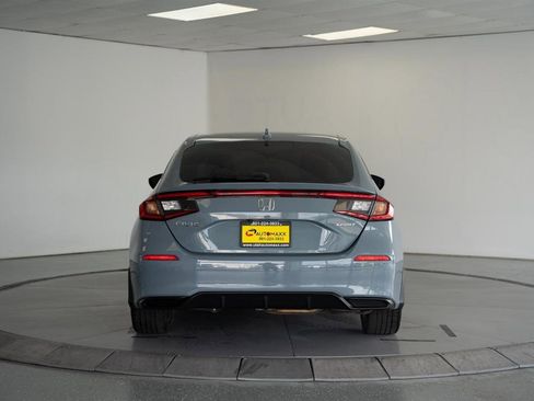 Used 2023 Honda Civic Sport image 6