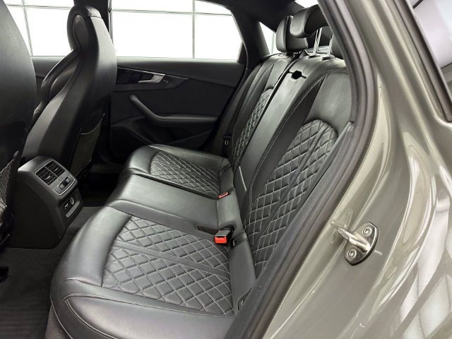 Used 2023 Audi S4 Premium Plus w/ Premium Plus Package AWD/4WD image 12