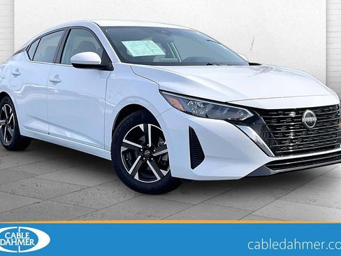 Used 2024 Nissan Sentra SV image 1
