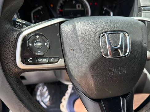 Used 2019 Honda CR-V LX image 30