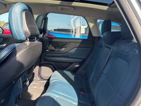 Used 2020 Lincoln Corsair Reserve w/ Equipment Group 201A image 17