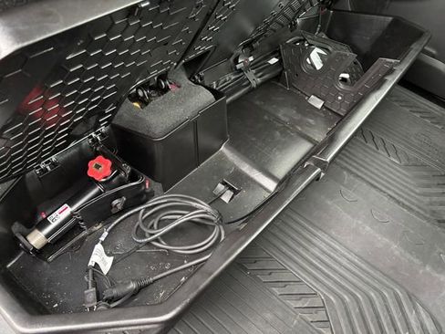 Used 2022 Chevrolet Silverado 1500 LT Trail Boss w/ LT Trail Boss Premium Package image 37