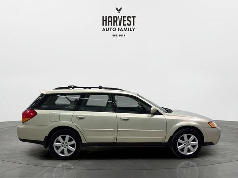 Used 2006 Subaru Outback 2.5i Limited w/ Popular Equipment Group 1D AWD/4WD image 8