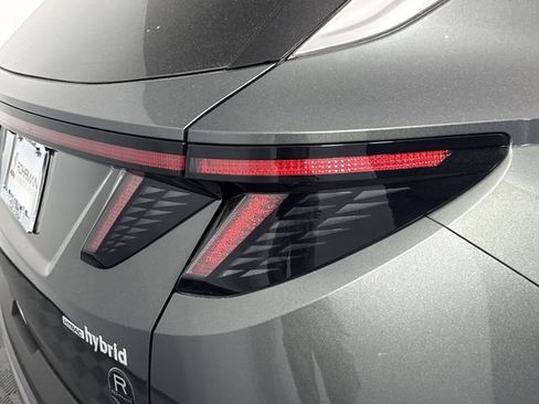 New 2025 Hyundai Tucson Limited w/ Tow & Go Package image 32