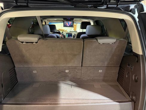 Used 2015 GMC Yukon Denali w/ Touring Package RWD image 26
