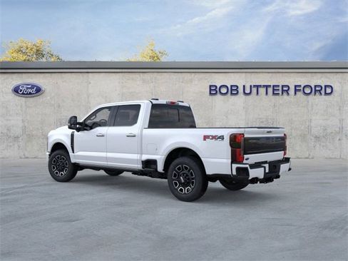 New 2026 Ford F250 Platinum w/ FX4 Off-Road Package image 4