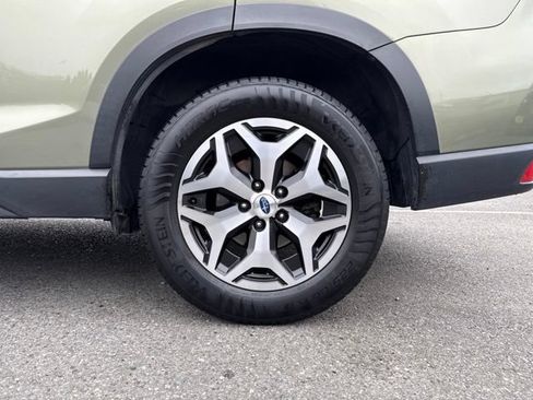 Used 2020 Subaru Forester Premium AWD/4WD image 15