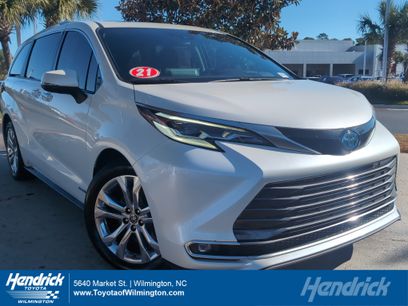 Certified 2021 Toyota Sienna Platinum