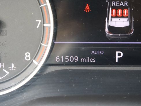 Used 2023 Nissan Rogue SV image 29