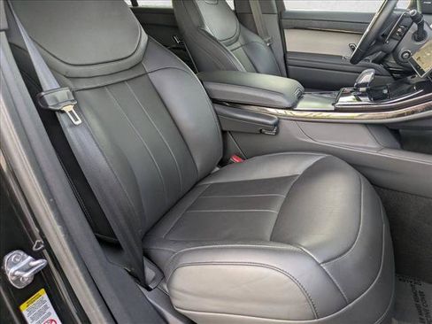 Used 2025 Land Rover Range Rover Sport SE AWD/4WD image 21