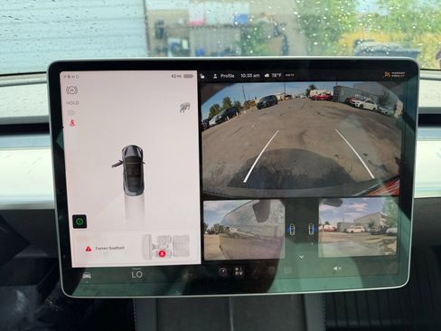 Used 2022 Tesla Model 3 Long Range AWD/4WD image 26