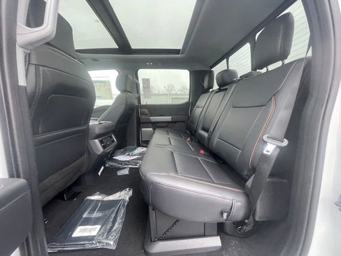 New 2026 Ford F250 Lariat w/ Black Appearance Package image 20