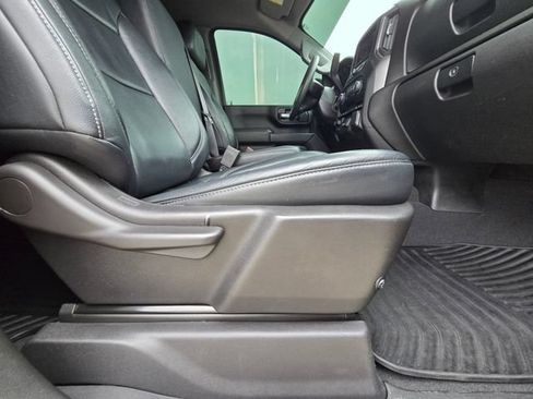 Used 2024 Chevrolet Silverado 2500 Custom w/ Custom Value Package AWD/4WD image 18