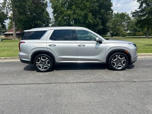 Used 2024 Hyundai Palisade Limited AWD/4WD image 30