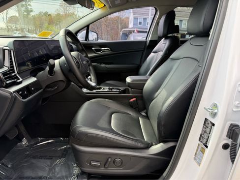 Used 2023 Kia Sportage EX FWD image 12